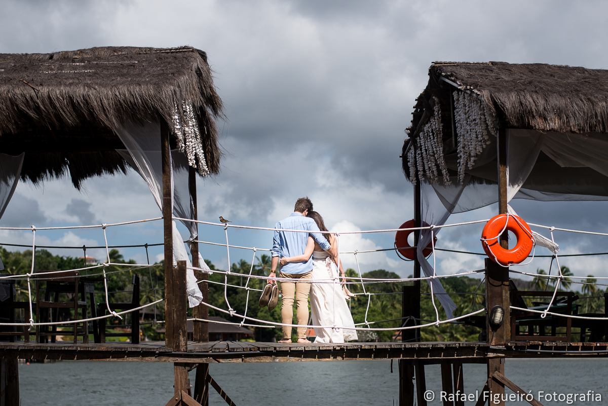 casal de costas pier amoaras resort maria farinha passarinho