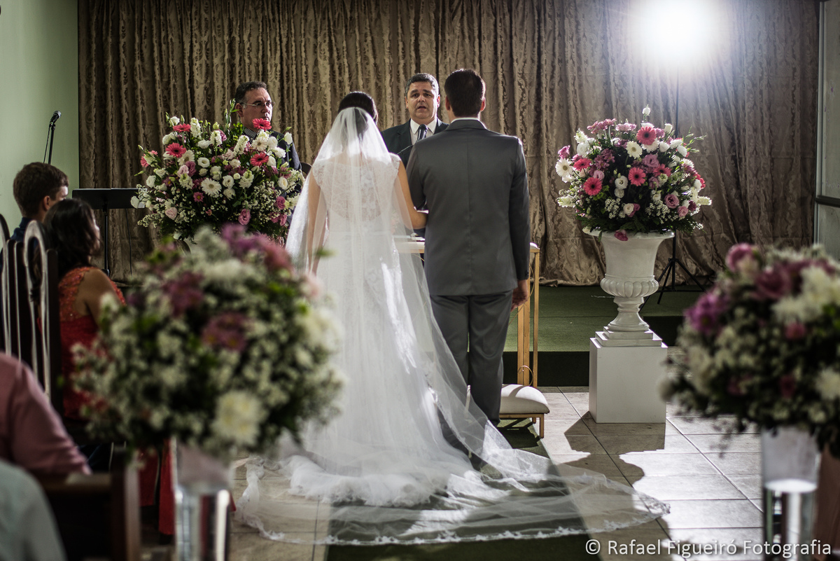 casamento luz bonita contra luz arranjos flores decoração