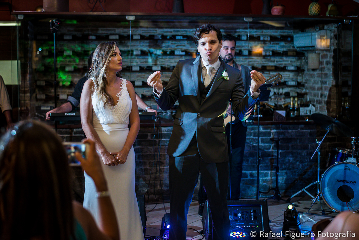 Casamento michelle e rafael igreja parque da jaqueira o patio cafe recife pernambuco fotografo surdo mudo libras deficiente auditivo