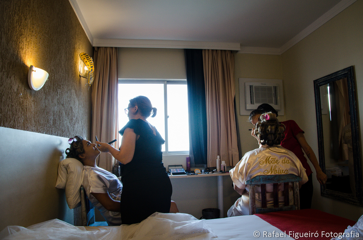 making of noiva janela contra luz quarto cama hobby mãe da noiva