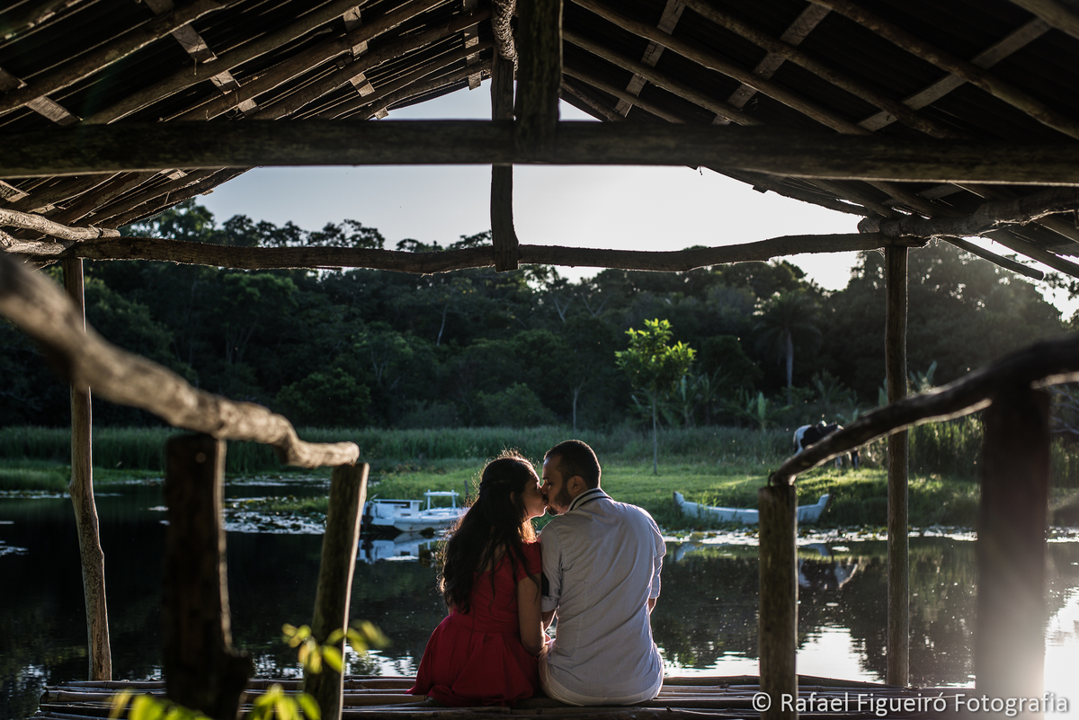 casal namorando em cabana beira do lago casa de campo engenho angicos por do sol