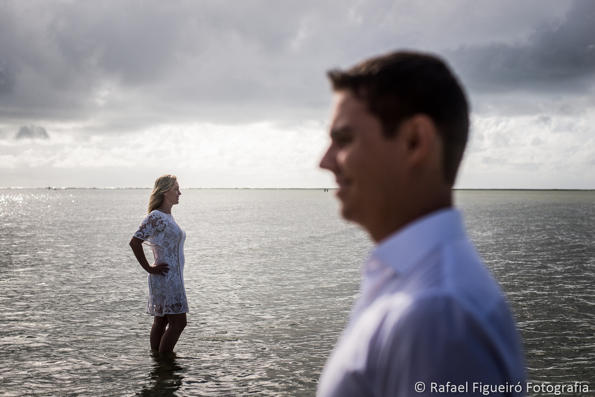 homem desfoque mulher bonita praia de antunes alagoas