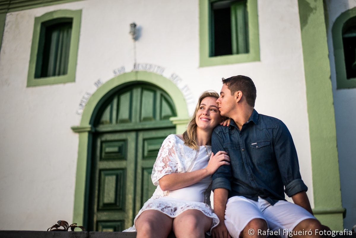 casal sentado igreja sao benedito carneiros