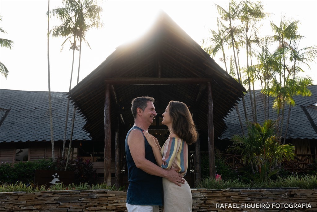 por do sol nascer muro alto porto de galinhas paisagem mar corais piscinas naturais nannai resort & spa fernando de noronha perfil sorriso felicidade amor entrada bancalô perfil sorriso namoro casal