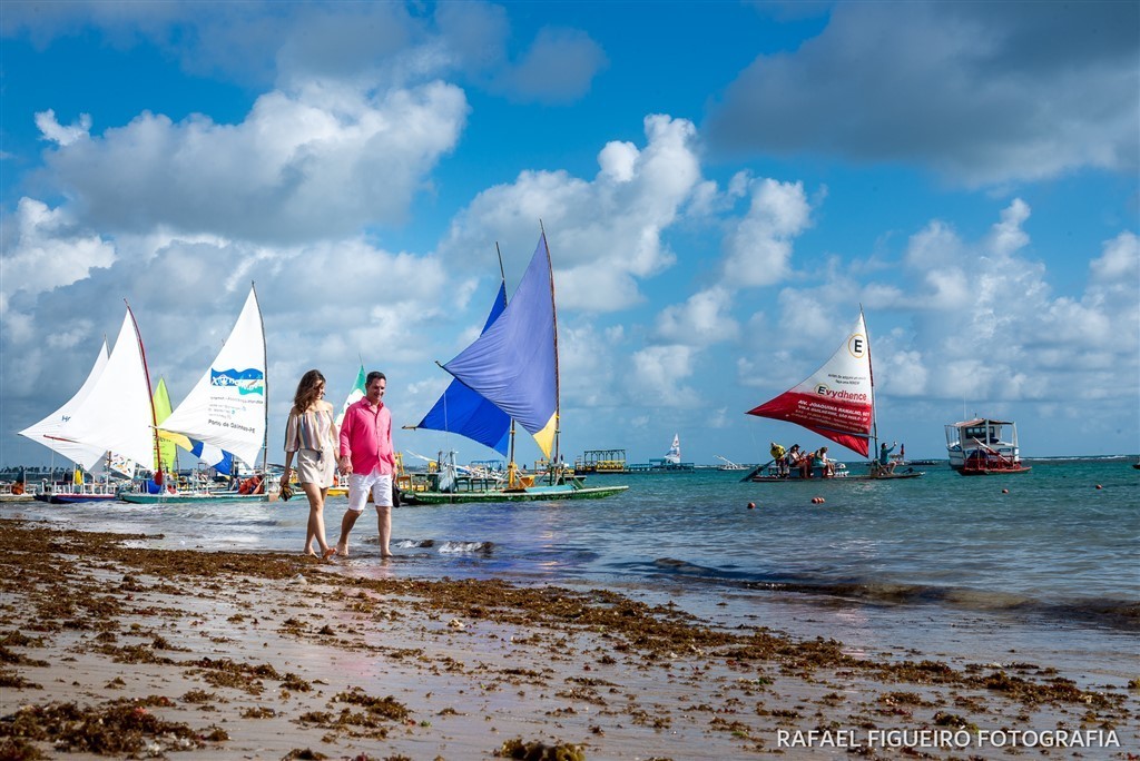 por do sol nascer muro alto porto de galinhas paisagem mar corais piscinas naturais nannai resort & spa fernando de noronha perfil sorriso felicidade amor reflexo casal  espelho d´água cartao postal jangadas coloridas