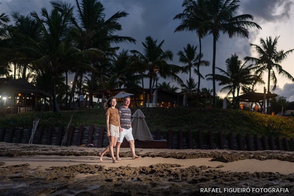 por do sol nascer muro alto porto de galinhas paisagem mar corais piscinas naturais nannai resort & spa fernando de noronha perfil sorriso felicidade amor casal passeando na frente do resort nannai coqueiros