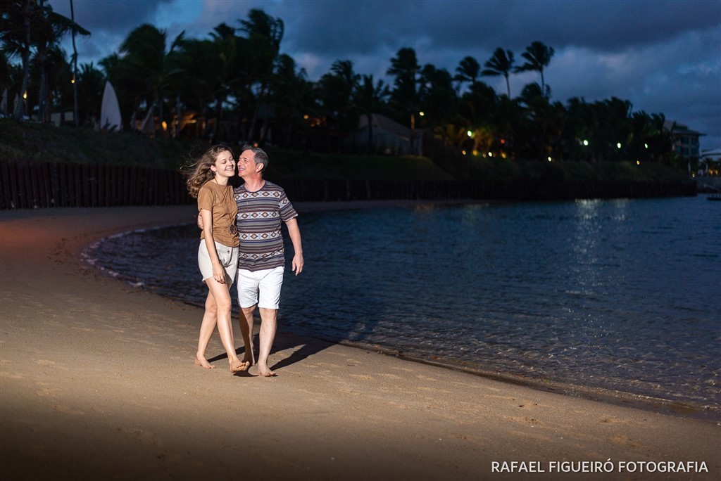por do sol nascer muro alto porto de galinhas paisagem mar corais piscinas naturais nannai resort & spa fernando de noronha perfil sorriso felicidade amor casal passeando na frente do resort nannai