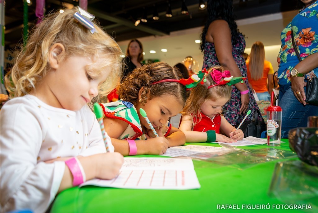 criança brincando game box shopping tacaruna rafael figueiro fotografia infantil kids recife pe olinda