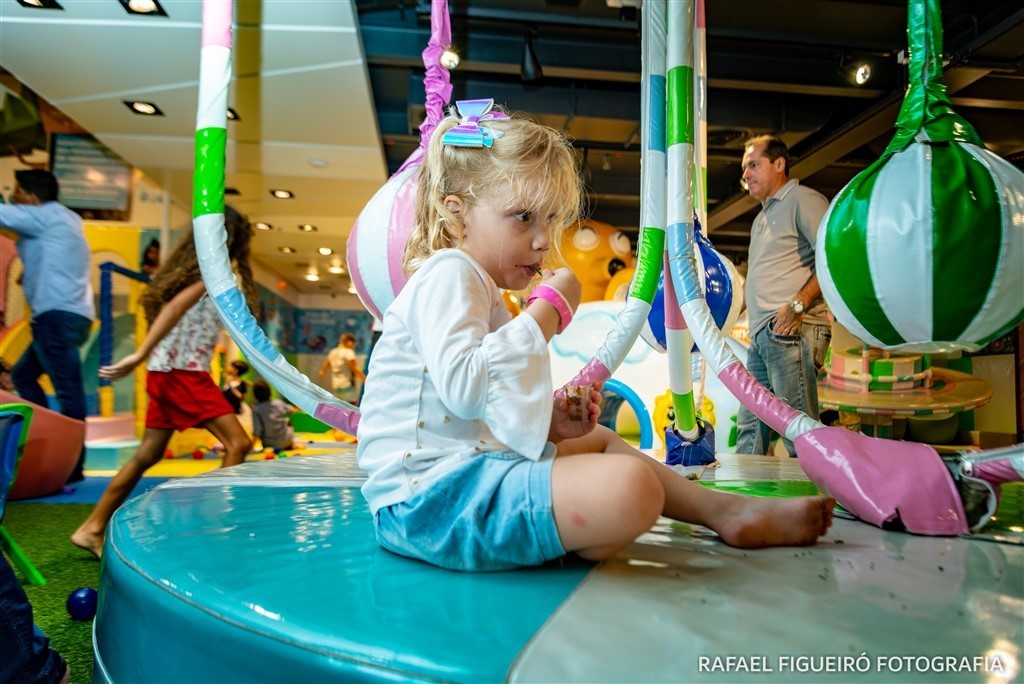 criança brincando game box shopping tacaruna rafael figueiro fotografia infantil kids recife pe olinda