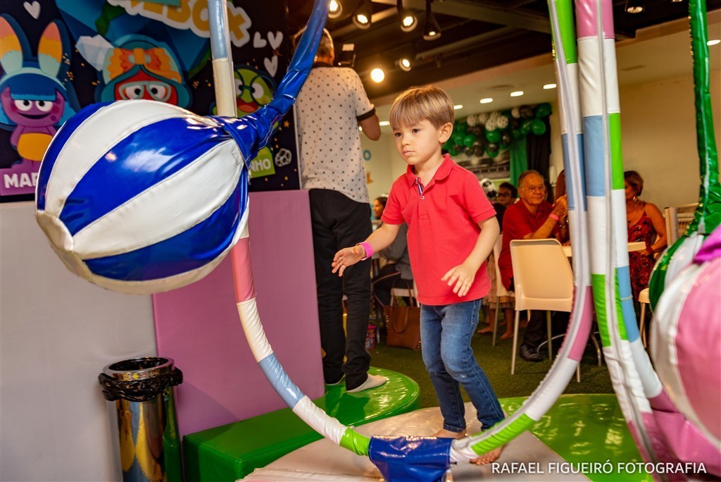 criança brincando game box shopping tacaruna rafael figueiro fotografia infantil kids recife pe olinda
