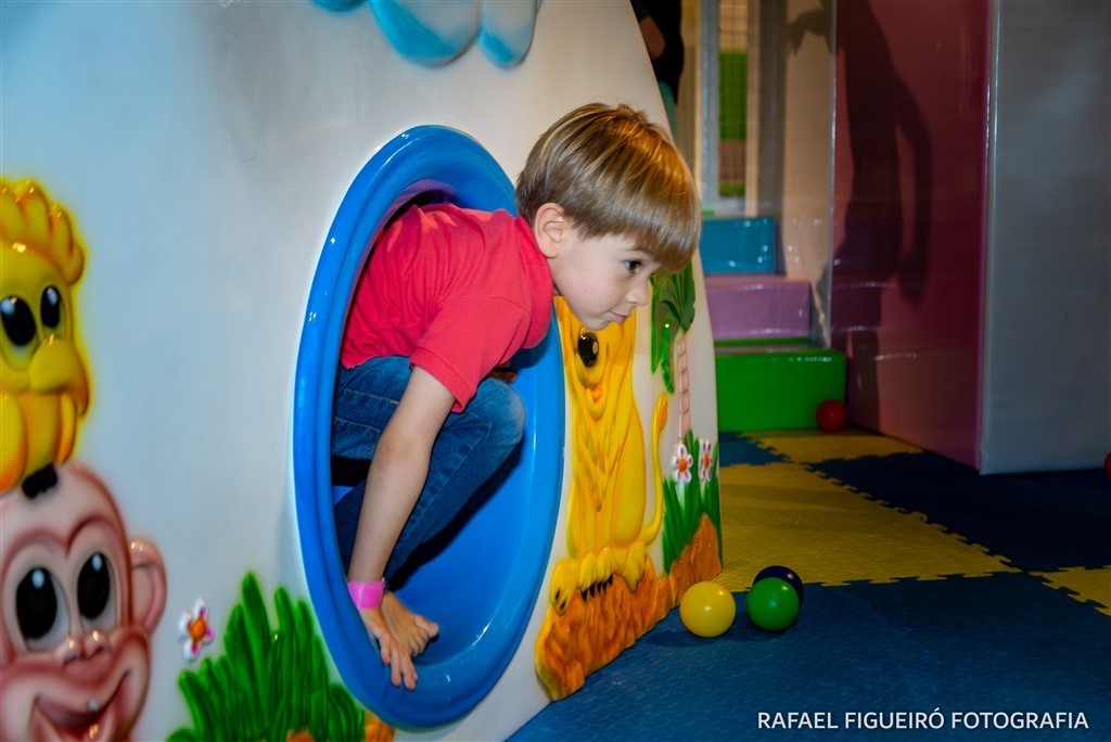 criança brincando game box shopping tacaruna rafael figueiro fotografia infantil kids recife pe olinda