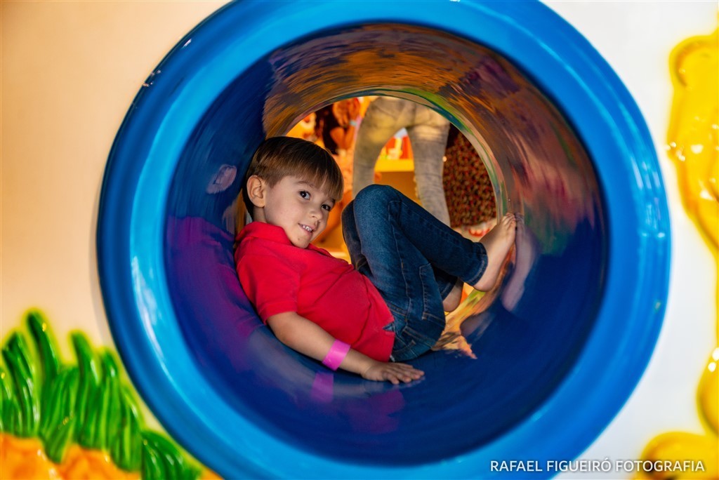 criança brincando game box shopping tacaruna rafael figueiro fotografia infantil kids recife pe olinda