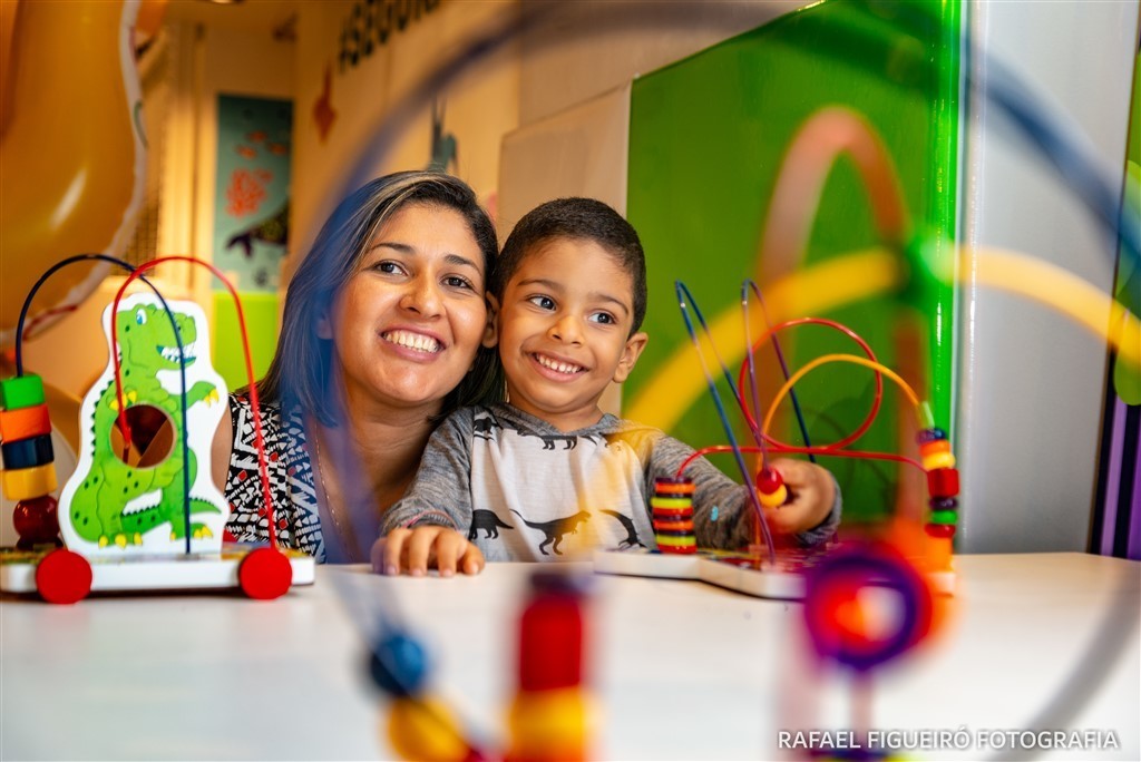 criança brincando game box shopping tacaruna rafael figueiro fotografia infantil kids recife pe olinda