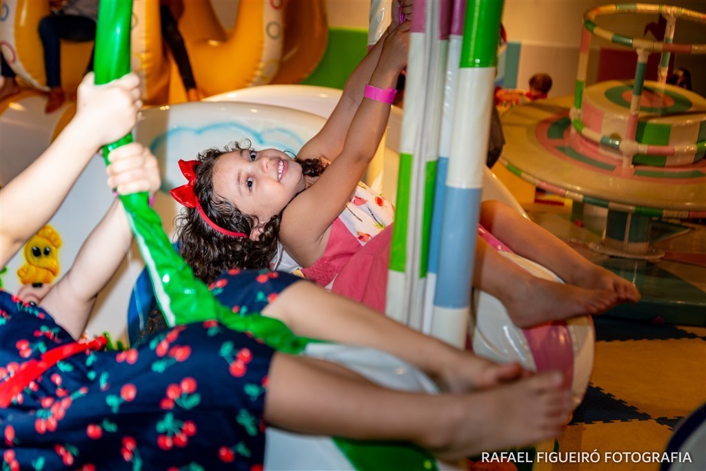 criança brincando game box shopping tacaruna rafael figueiro fotografia infantil kids recife pe olinda