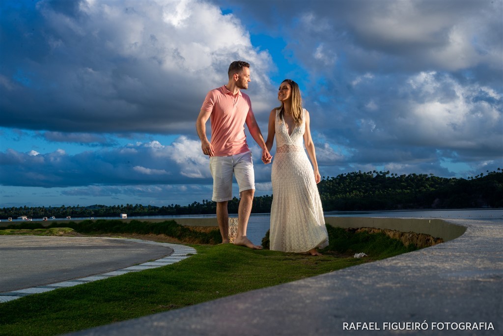 casal namorando praia dos carneiros igreja são benedito pernambuco recife