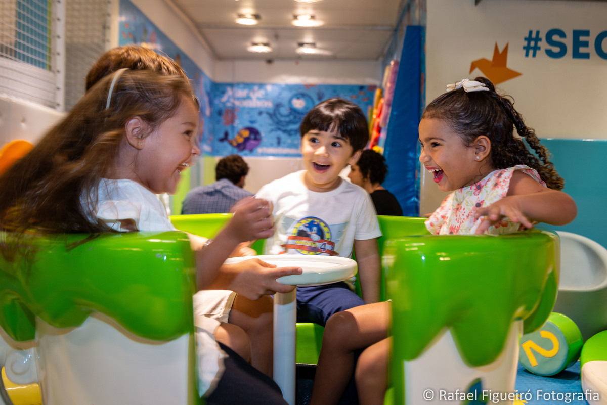 xicara gira-gira rodando tonto festa infantil sonic game box shopping tacaruna fotografo de festa infantil kids alegria aniversario