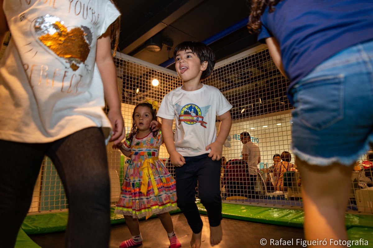 pulando pula pula cama elastica festa infantil sonic game box shopping tacaruna fotografo de festa infantil kids alegria aniversario