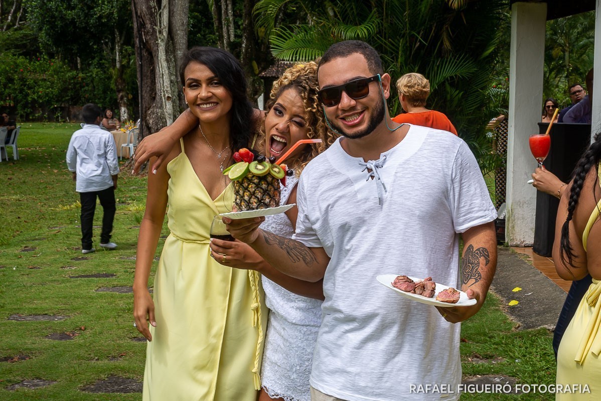 Casamento ao ar livre realizado na Chácara Brunelli em Aldeia dos Camarás-PE, com uma cerimonia emocionante, celebrada pelo Jadson Henrique fotografo casamentos rafael figueiró recife pernambuco rio de janeiro jeri jericoacoara fortaleza ceará