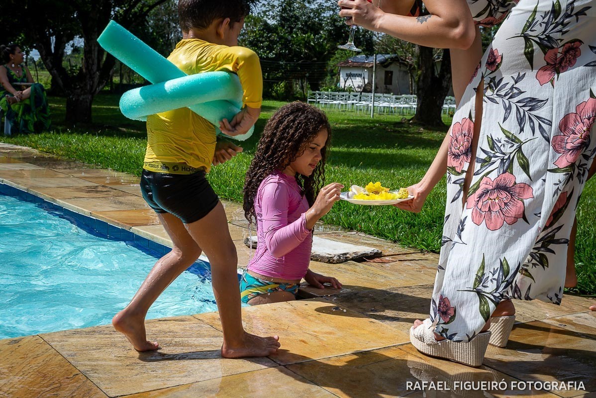 Casamento ao ar livre realizado na Chácara Brunelli em Aldeia dos Camarás-PE, com uma cerimonia emocionante, celebrada pelo Jadson Henrique fotografo casamentos rafael figueiró recife pernambuco rio de janeiro jeri jericoacoara fortaleza ceará