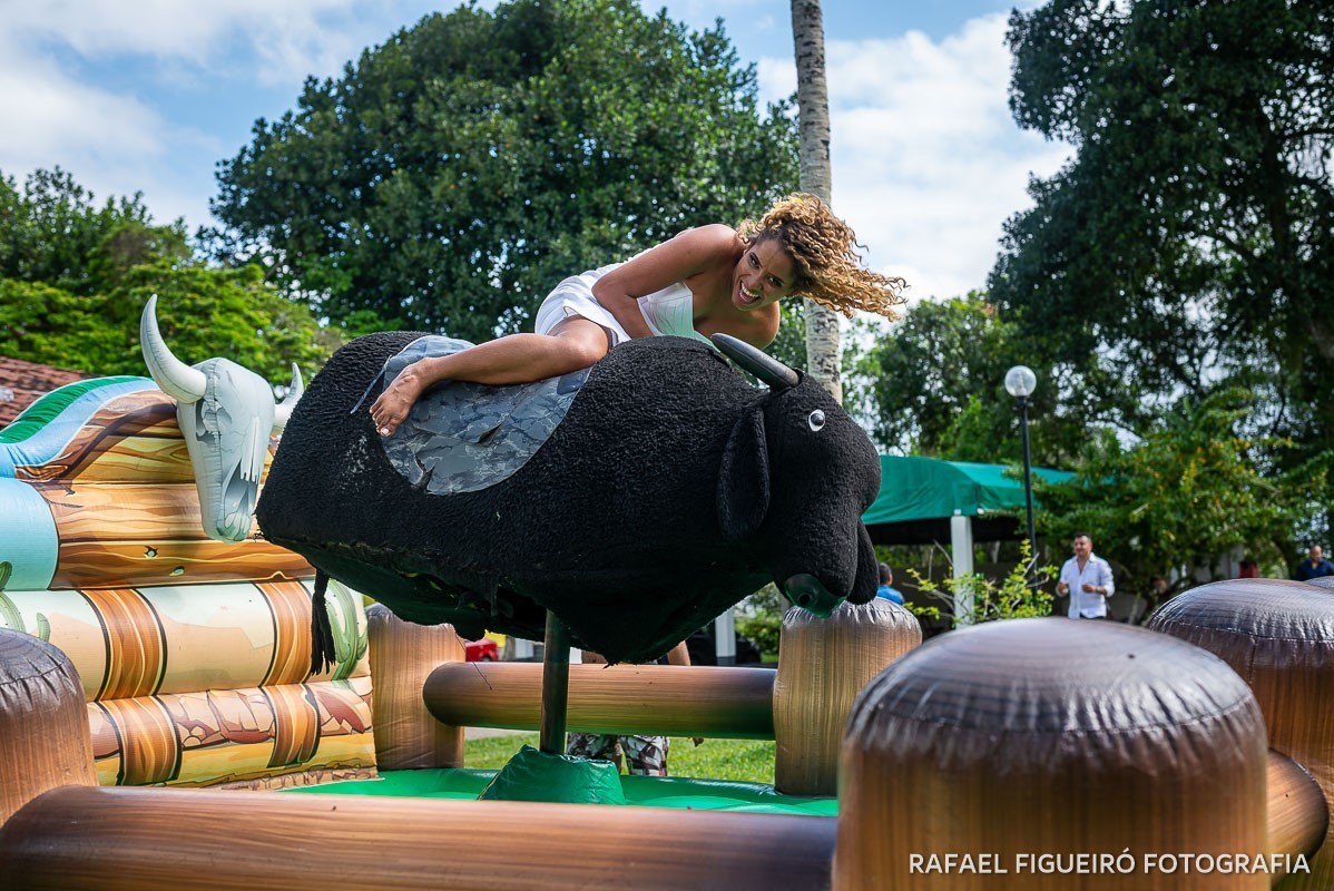 Casamento ao ar livre realizado na Chácara Brunelli em Aldeia dos Camarás-PE, com uma cerimonia emocionante, celebrada pelo Jadson Henrique fotografo casamentos rafael figueiró recife pernambuco rio de janeiro jeri jericoacoara fortaleza ceará