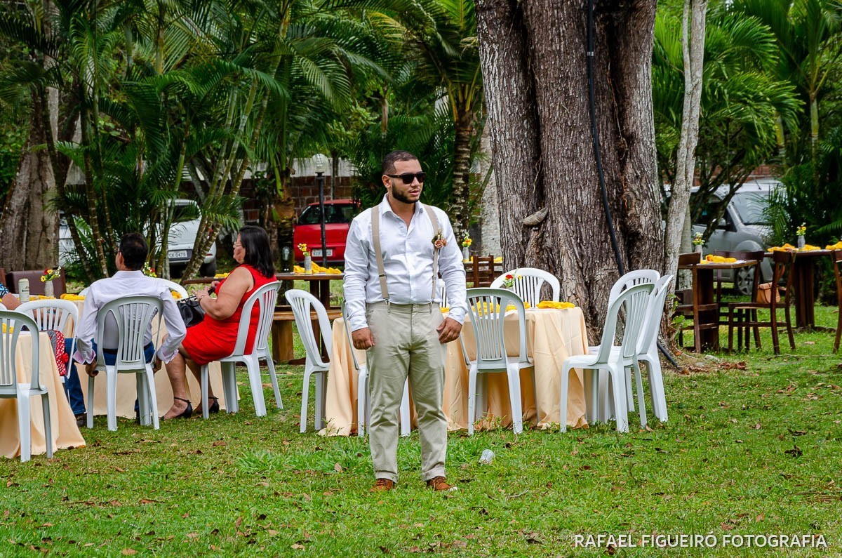 Casamento ao ar livre realizado na Chácara Brunelli em Aldeia dos Camarás-PE, com uma cerimonia emocionante, celebrada pelo Jadson Henrique fotografo casamentos rafael figueiró recife pernambuco rio de janeiro jeri jericoacoara fortaleza ceará