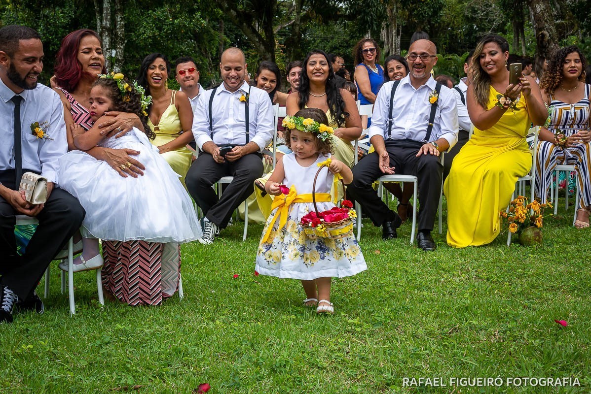 Casamento ao ar livre realizado na Chácara Brunelli em Aldeia dos Camarás-PE, com uma cerimonia emocionante, celebrada pelo Jadson Henrique fotografo casamentos rafael figueiró recife pernambuco rio de janeiro jeri jericoacoara fortaleza ceará