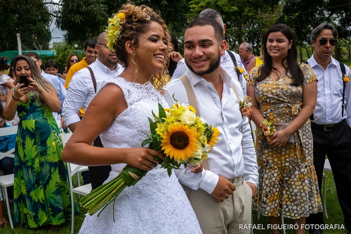 Casamento ao ar livre realizado na Chácara Brunelli em Aldeia dos Camarás-PE, com uma cerimonia emocionante, celebrada pelo Jadson Henrique fotografo casamentos rafael figueiró recife pernambuco rio de janeiro jeri jericoacoara fortaleza ceará