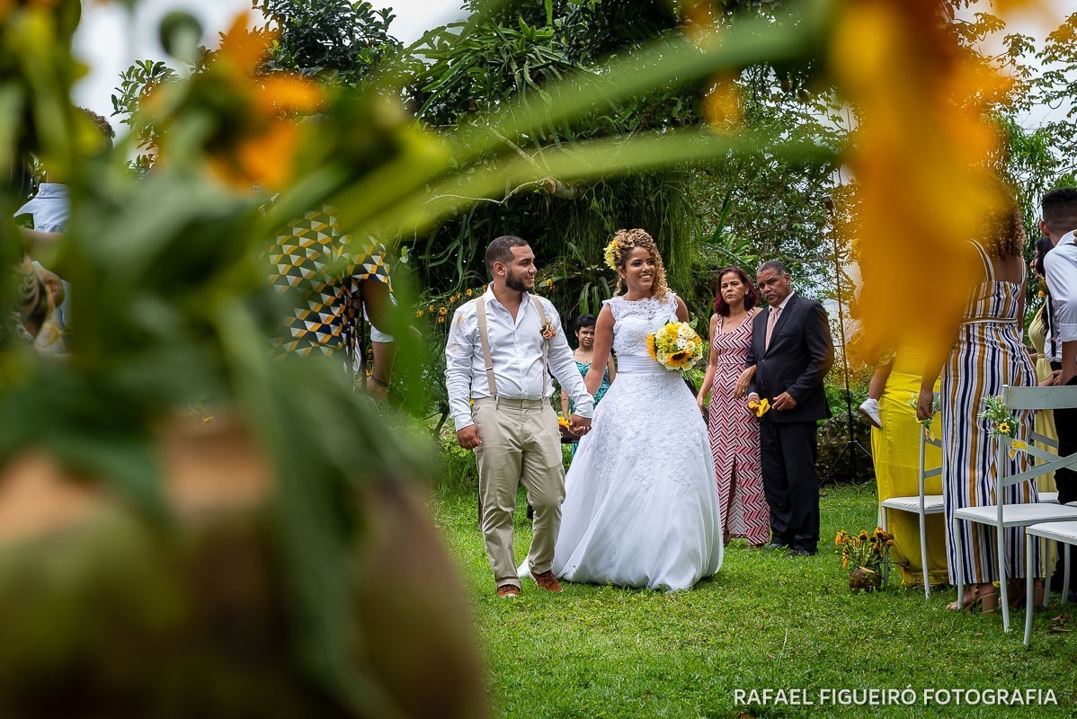 Casamento ao ar livre realizado na Chácara Brunelli em Aldeia dos Camarás-PE, com uma cerimonia emocionante, celebrada pelo Jadson Henrique fotografo casamentos rafael figueiró recife pernambuco rio de janeiro jeri jericoacoara fortaleza ceará