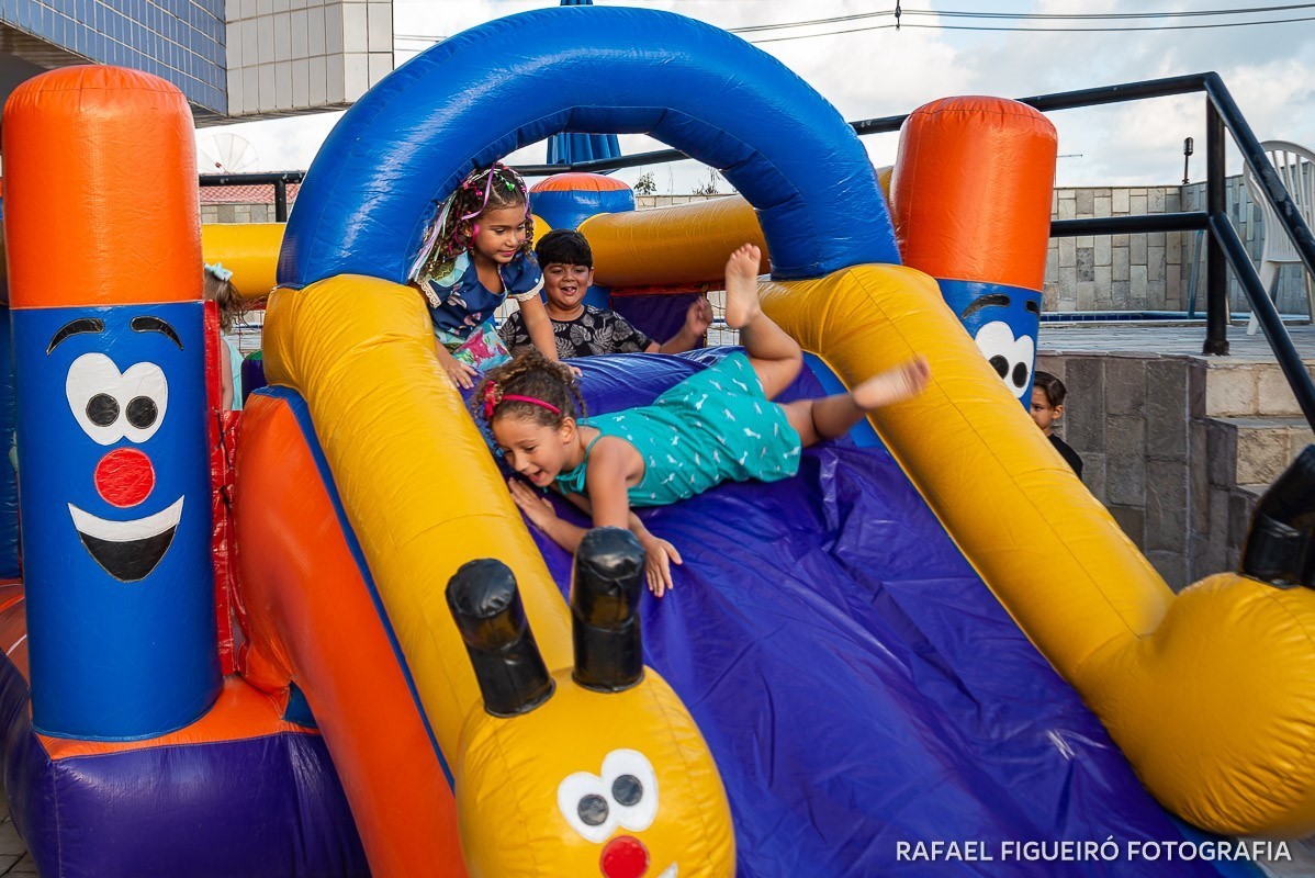 festa infantil sereia leticia 5 anos pula pula inflavel fotografo festa kids recife olinda pernambuco rafael figueiro fotografia