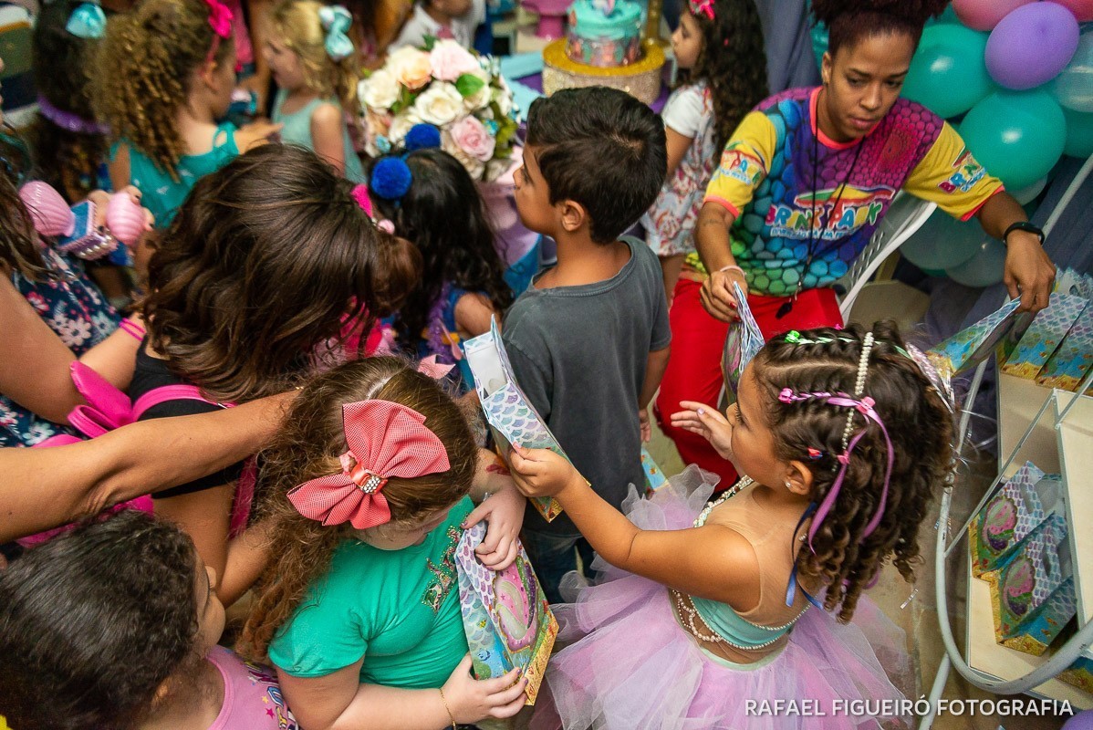 festa infantil sereia leticia 5 anos pula pula inflavel fotografo festa kids recife olinda pernambuco rafael figueiro fotografia