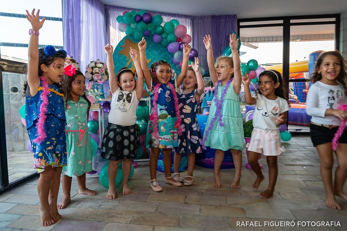 festa infantil sereia leticia 5 anos pula pula inflavel fotografo festa kids recife olinda pernambuco rafael figueiro fotografia