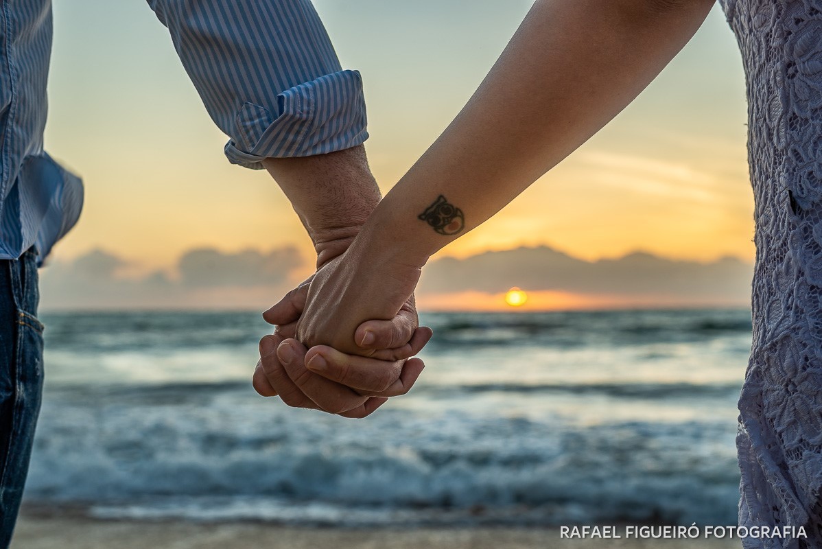 ensaio casal praia boa viagem edficio acayaca parque dona lindú setúbal rafael figueiro fotografia fotógrafo casamento recife pernambuco festa infantil