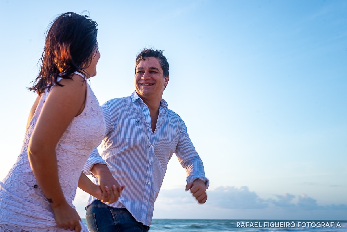 ensaio casal praia boa viagem edficio acayaca parque dona lindú setúbal rafael figueiro fotografia fotógrafo casamento recife pernambuco festa infantil