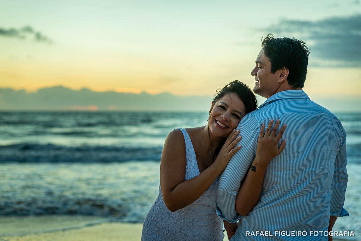 ensaio casal praia boa viagem edficio acayaca parque dona lindú setúbal rafael figueiro fotografia fotógrafo casamento recife pernambuco festa infantil