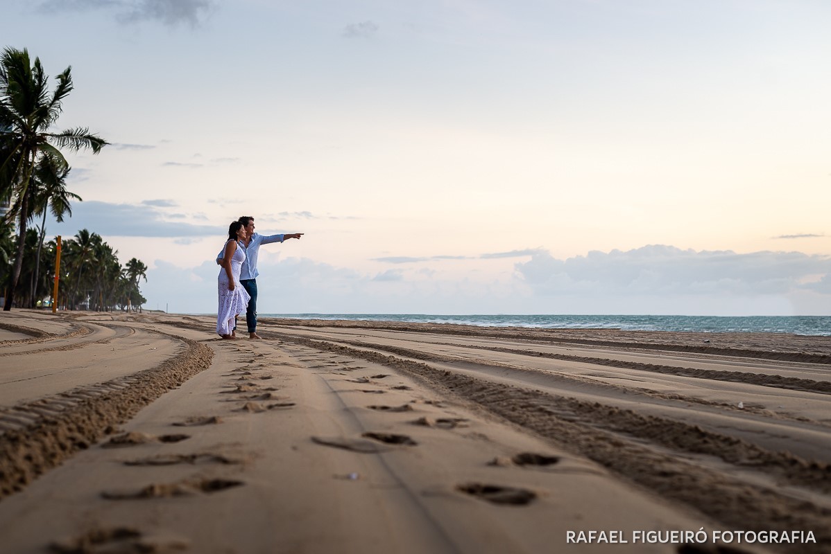 ensaio casal praia boa viagem edficio acayaca parque dona lindú setúbal rafael figueiro fotografia fotógrafo casamento recife pernambuco festa infantil