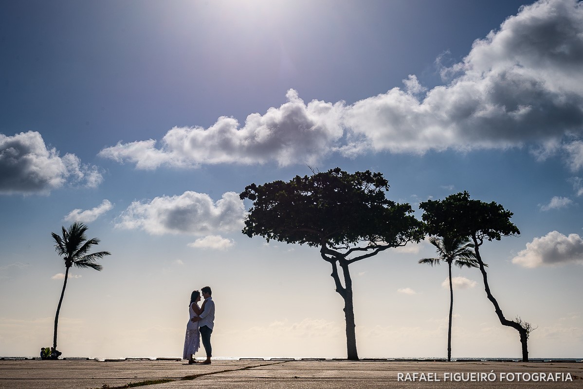 ensaio casal praia boa viagem edficio acayaca parque dona lindú setúbal rafael figueiro fotografia fotógrafo casamento recife pernambuco festa infantil