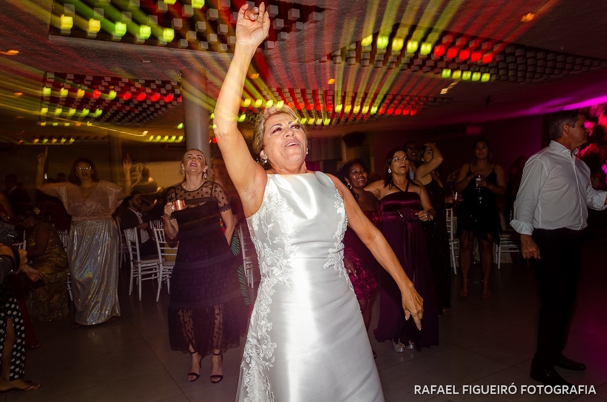 Casamento wilde e paulo arcádia boa viagem dom markos leal rafael figueiro fotografo banda papa ninfa samba led