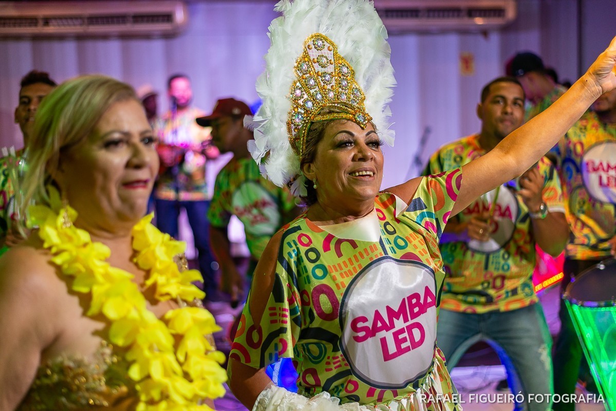 Casamento wilde e paulo arcádia boa viagem dom markos leal rafael figueiro fotografo banda papa ninfa samba led