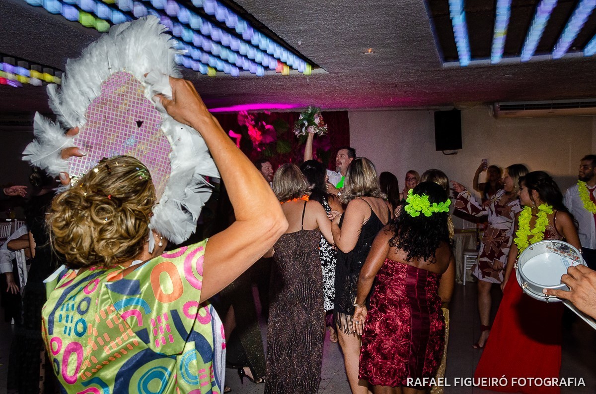 Casamento wilde e paulo arcádia boa viagem dom markos leal rafael figueiro fotografo banda papa ninfa samba led