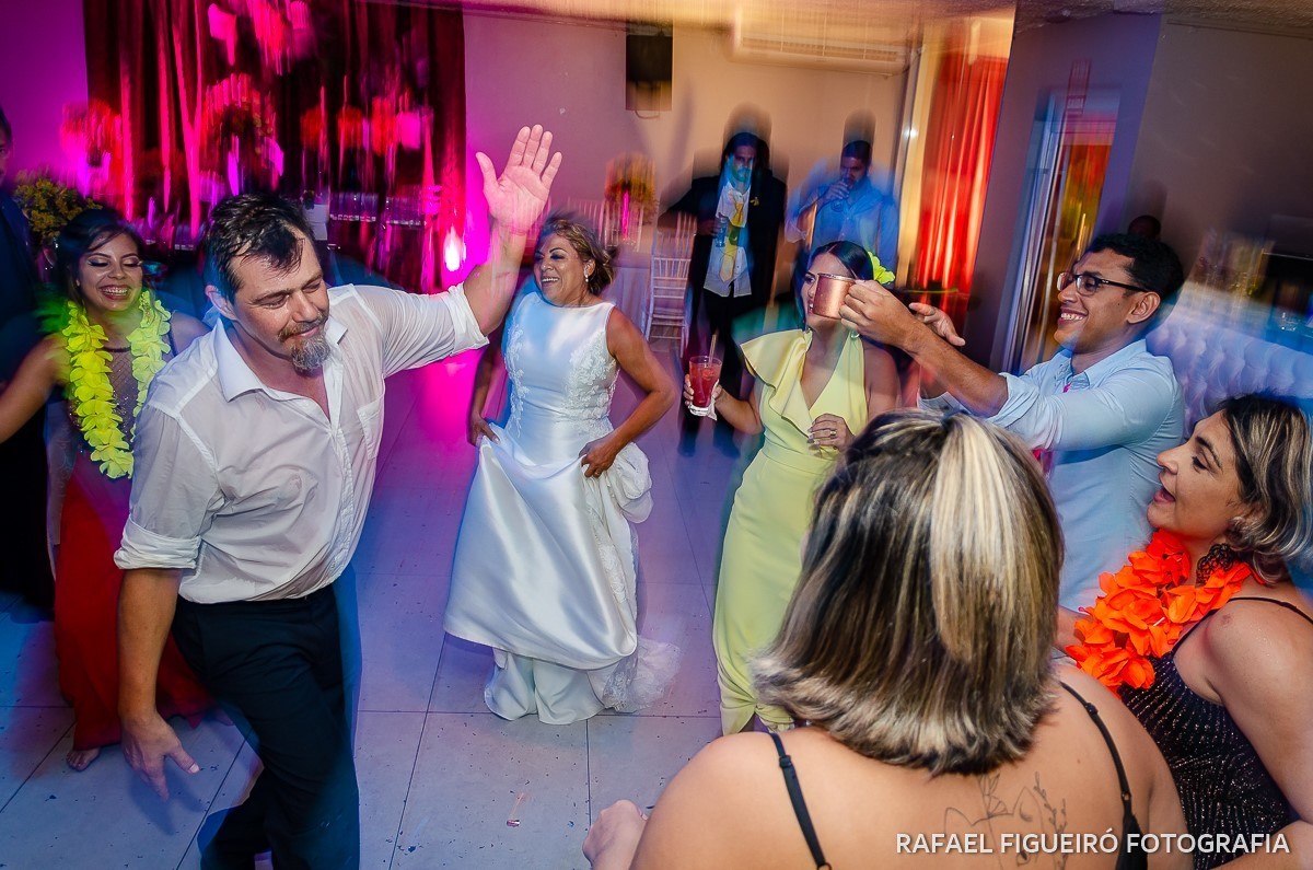 Casamento wilde e paulo arcádia boa viagem dom markos leal rafael figueiro fotografo banda papa ninfa samba led