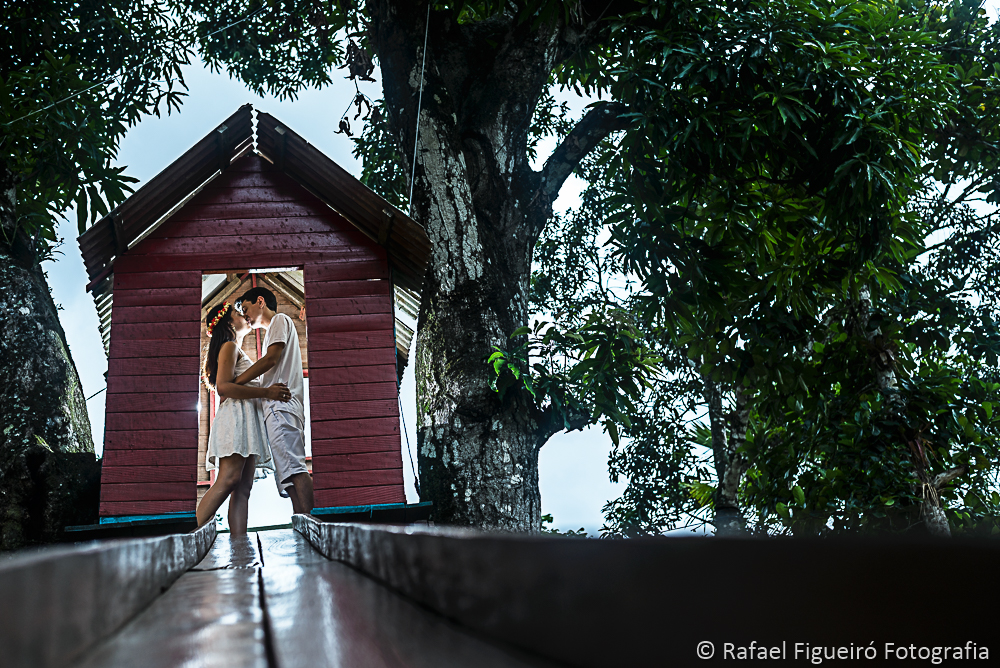 Ensaio Pré-wedding do casal izabelle e Leonardo fotografado por Rafael Figueiró fotógrafo de casamentos em Recife-PE