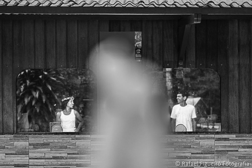 Ensaio Pré-wedding do casal izabelle e Leonardo fotografado por Rafael Figueiró fotógrafo de casamentos em Recife-PE