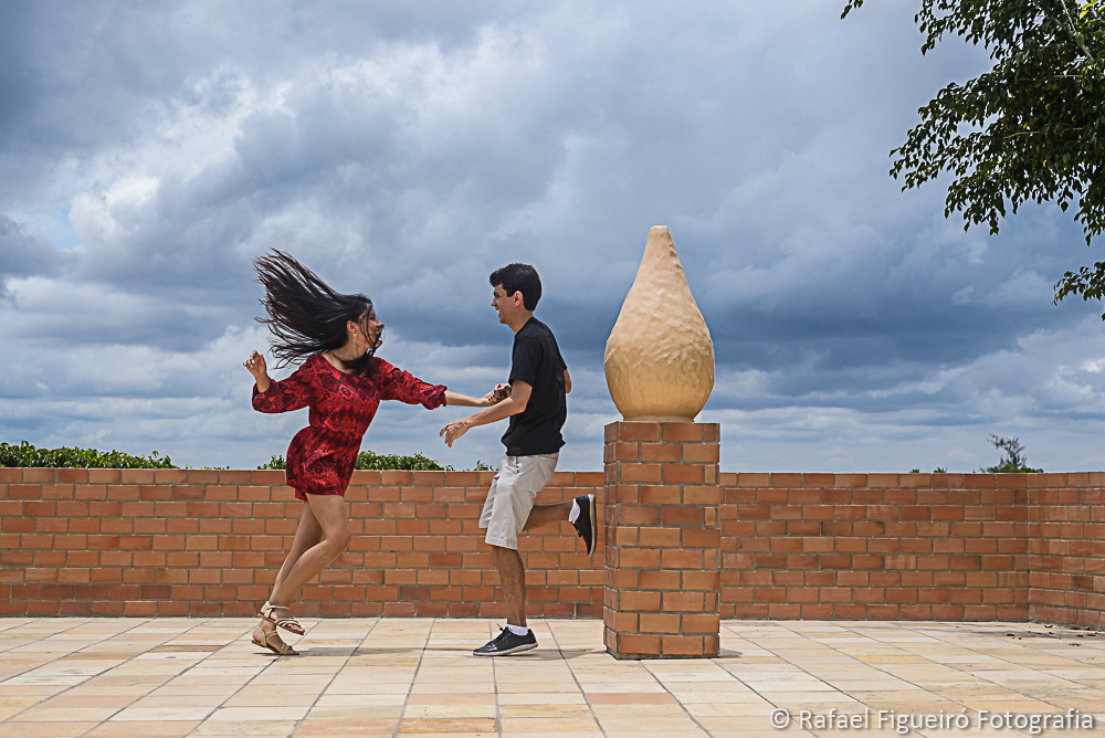 Ensaio Pré-wedding do casal izabelle e Leonardo fotografado por Rafael Figueiró fotógrafo de casamentos em Recife-PE