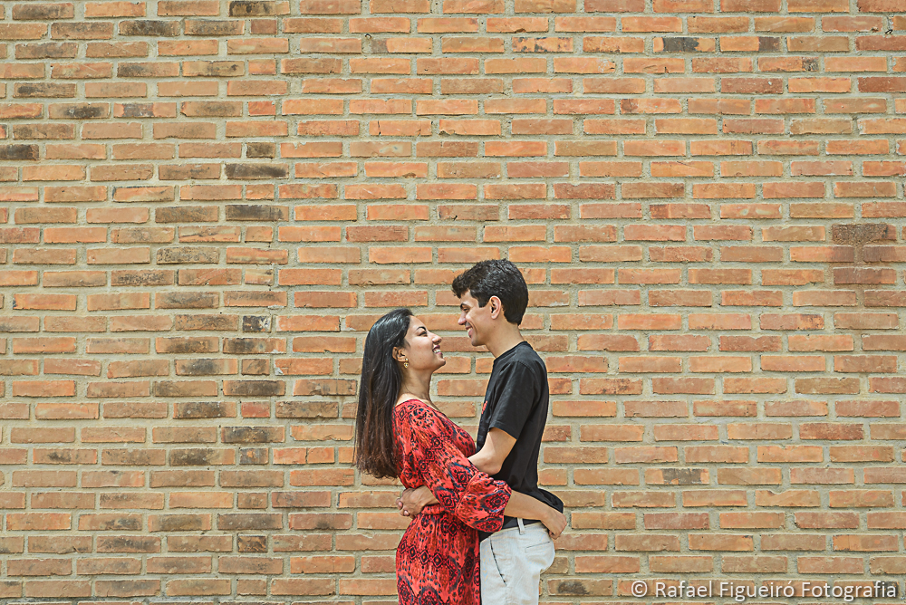 Ensaio Pré-wedding do casal izabelle e Leonardo fotografado por Rafael Figueiró fotógrafo de casamentos em Recife-PE