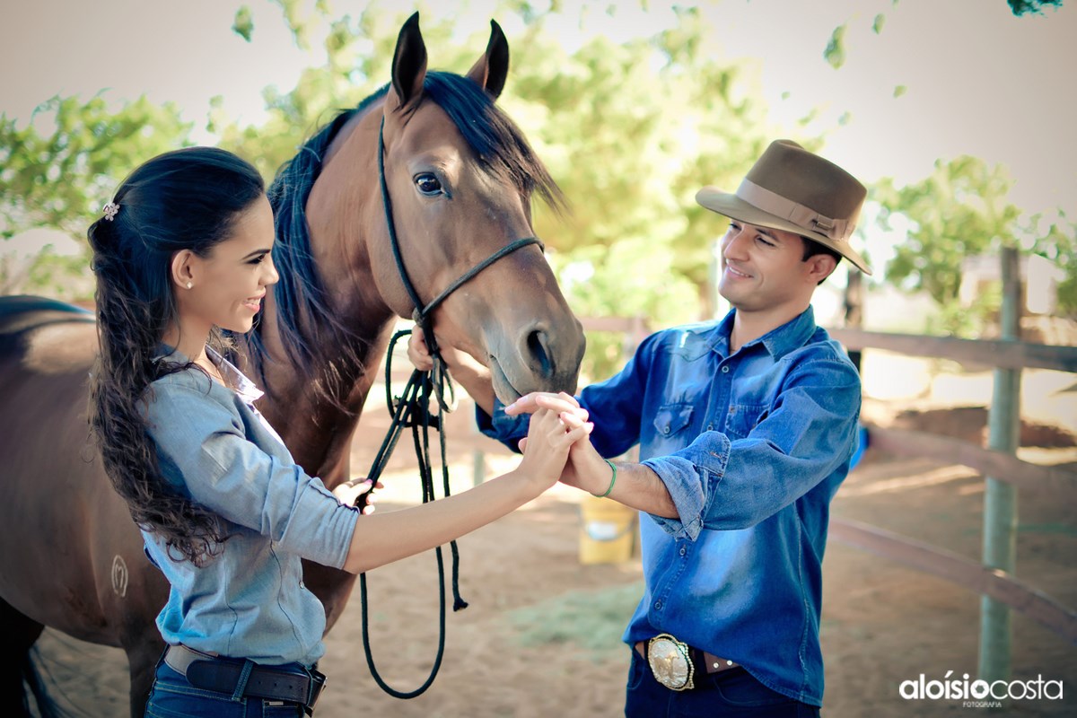 pré wedding, cacule, haras, cavalo, fazenda, amor, casal, luana, leandro, casamento