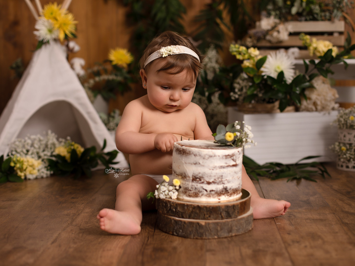 smash cake granada sesion de fotos bebe granada  lusso cake pasteleria creativa atrezo floristas martha ruedel fotografia.com