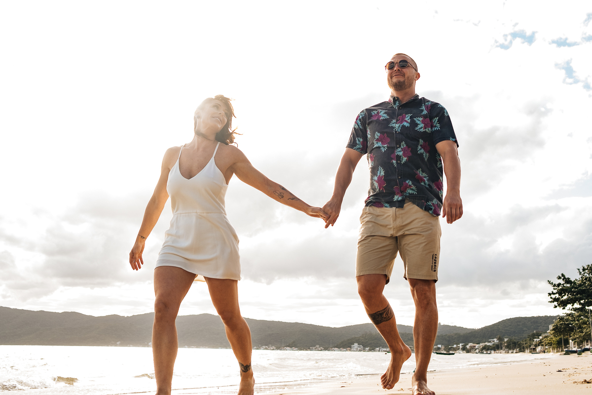 fotografia-prewedding-praia-bombinhas-canto-grande-01