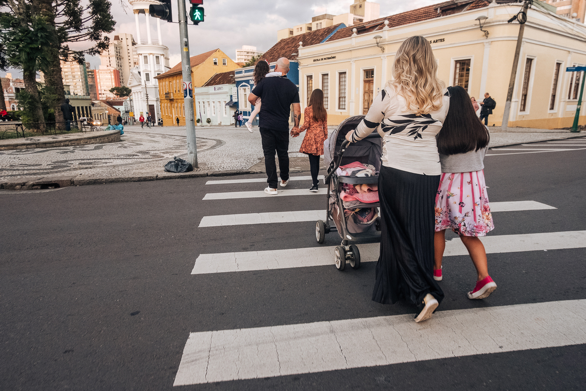 ensaio-prewedding-largo-da-ordem-curitiba-samantha-franklin-11