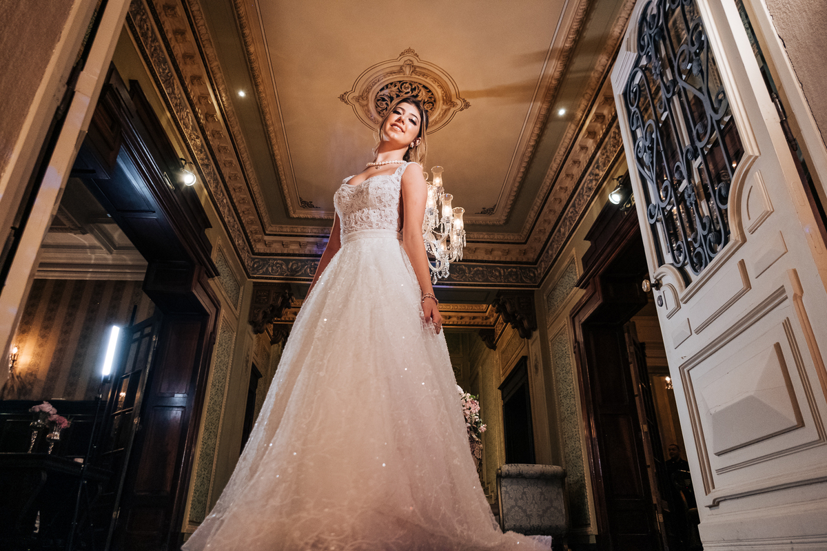 ensaio debutante