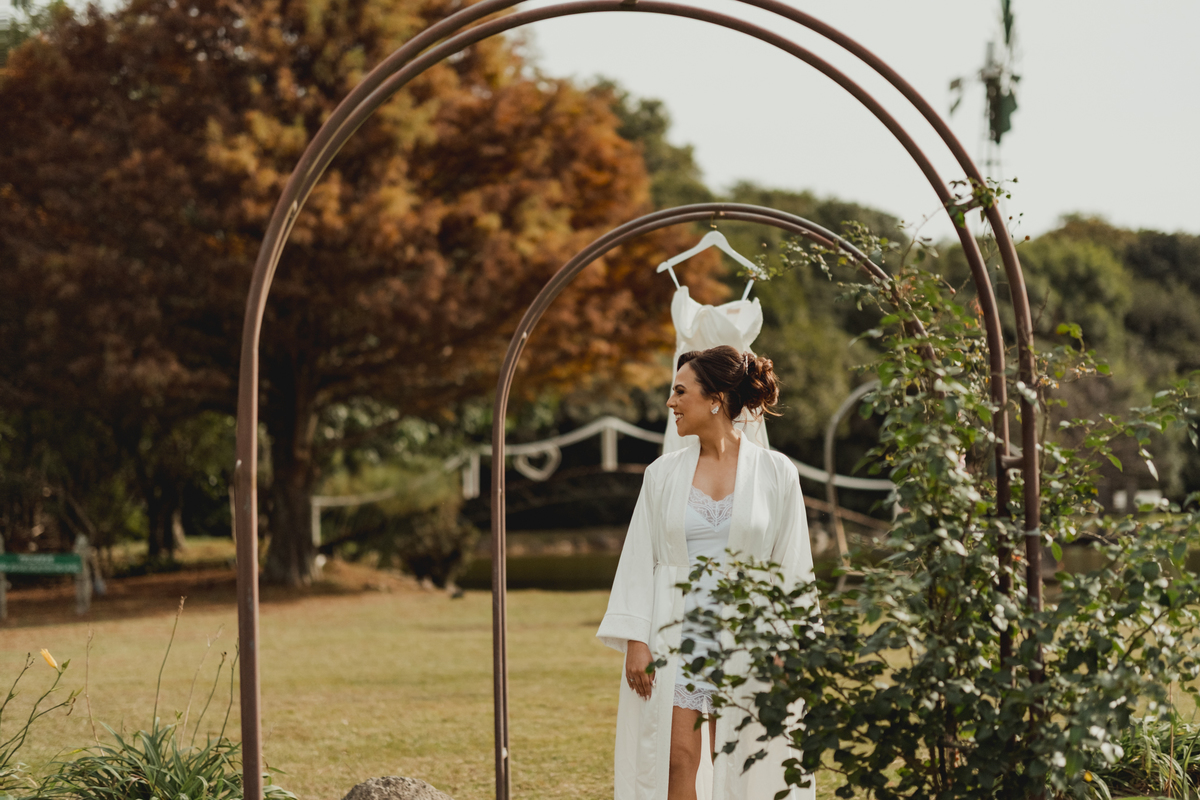 fotografo-casamento-ao-ar-livre-rancho-p-e-r-puruna-makingof-noiva